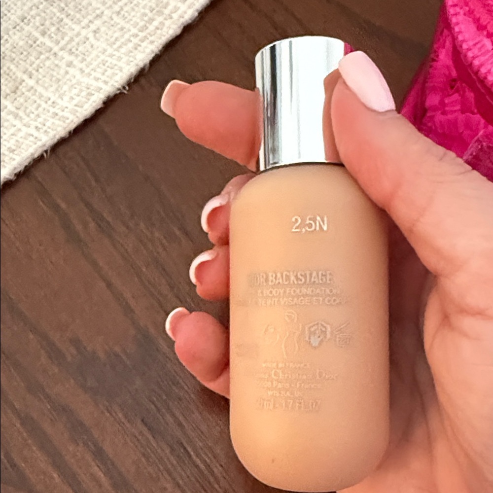 Dior backstage foundation Set - Picture 7 of 8